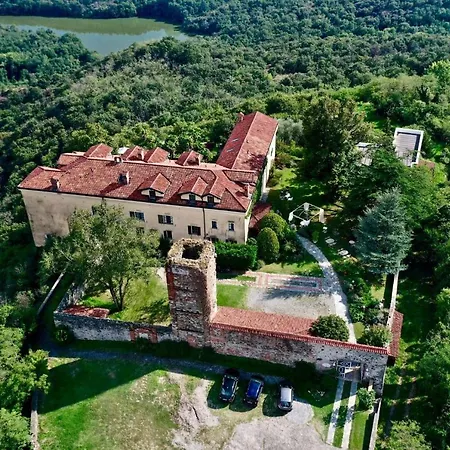 Castello San Giuseppe - Historical 查维然诺